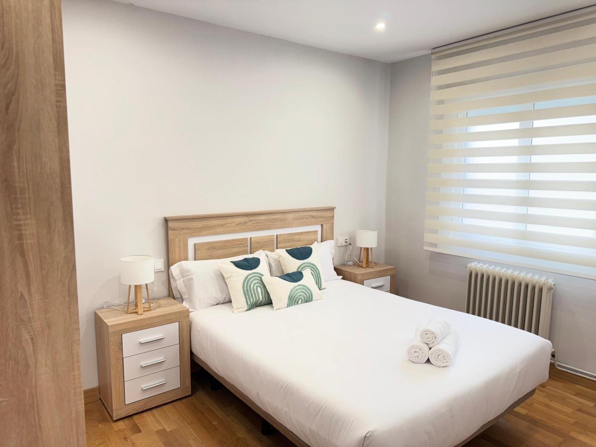 Rioja Centro Ayuntamiento By Apartamentos Logrono Bagian luar foto